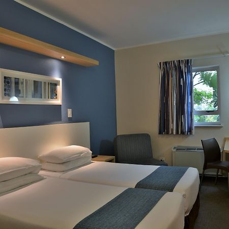 Road Lodge Cape Town International Airport Екстериор снимка